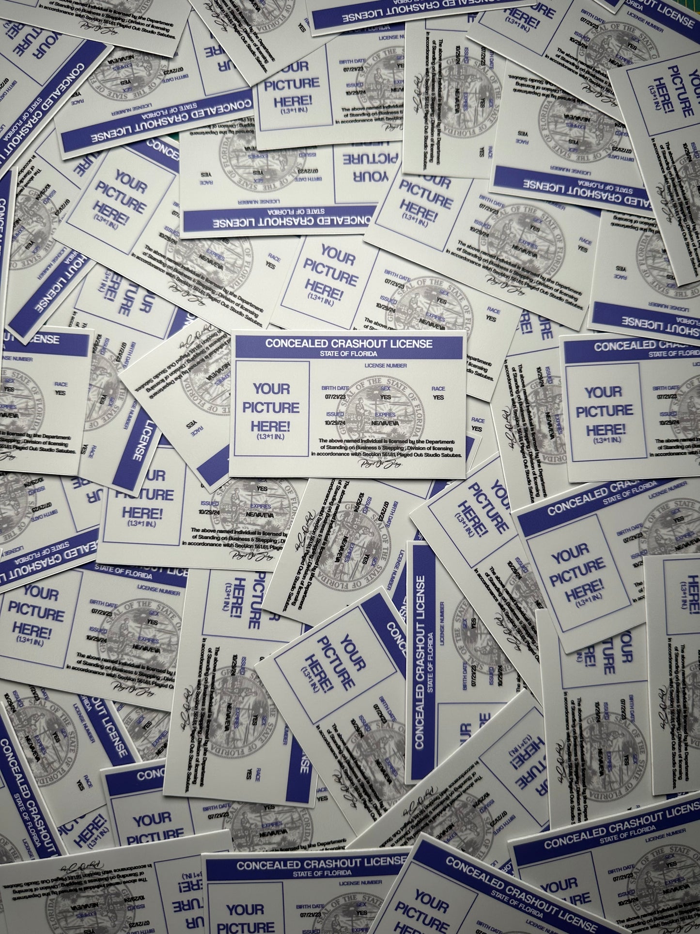 Heat Reactive Card Holder